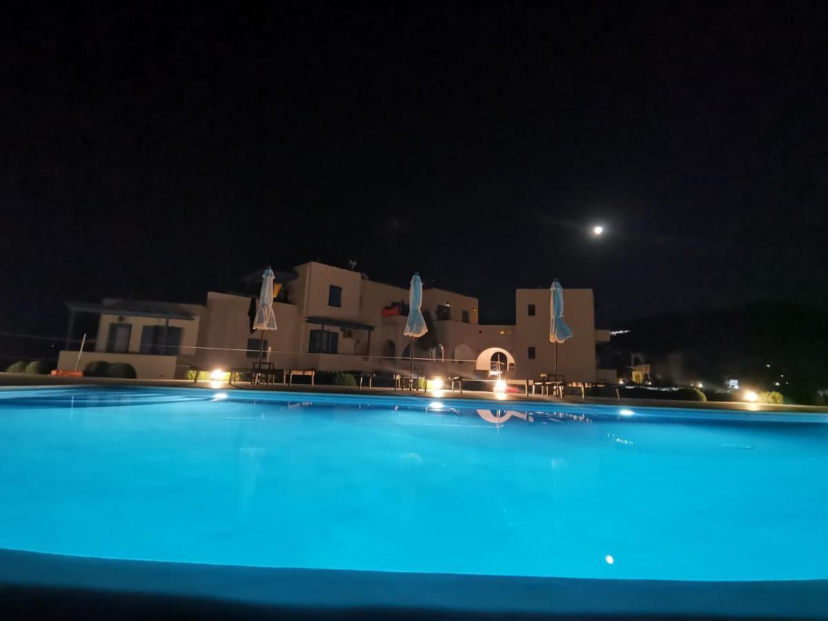 Amodari Studios On The Beach Plaka  Ngoại thất bức ảnh